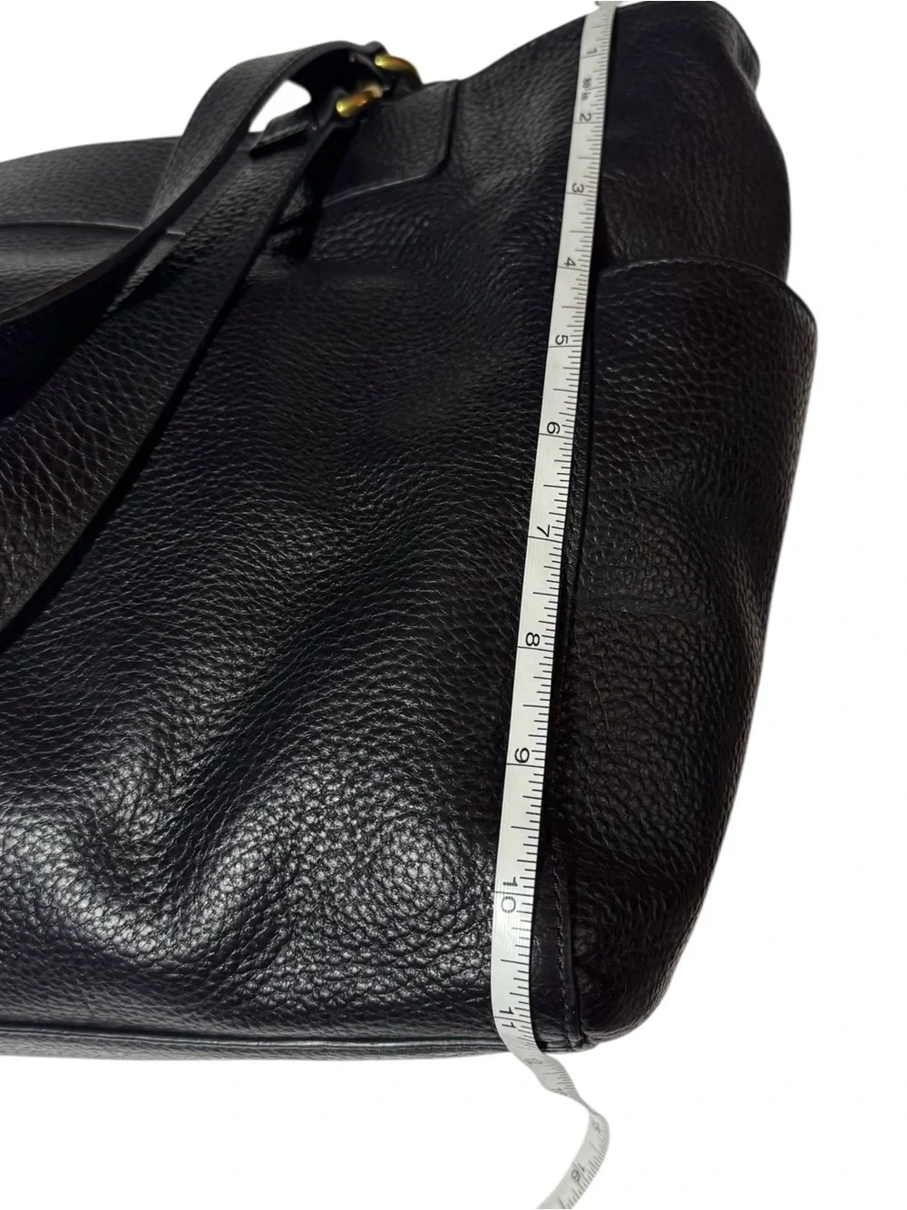Fossil Genuine Leather (EUC) Large Shoulder Bag/Laptop Bag